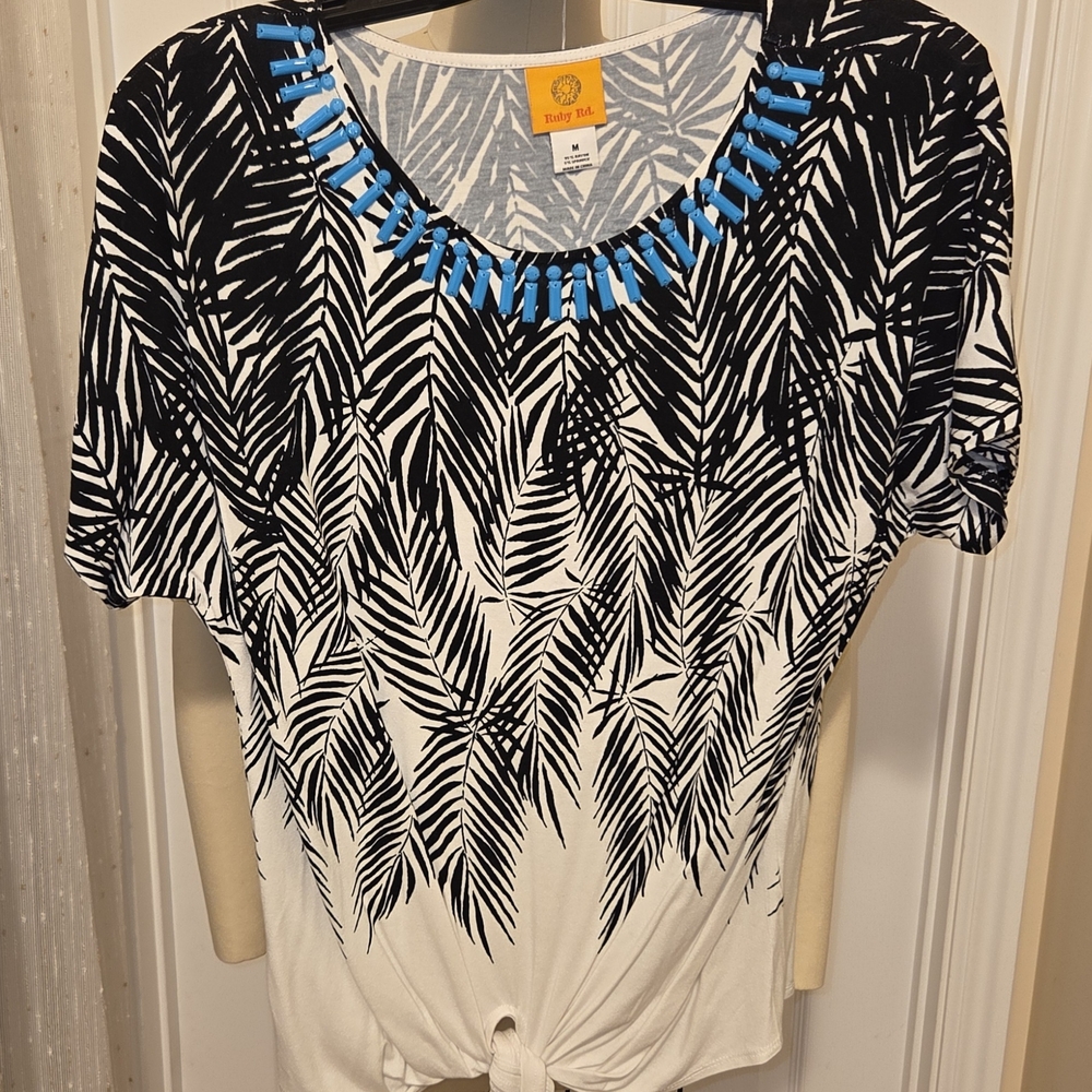 Ruby Rd. Black and White Leaf Print Tee with Blue Neckline